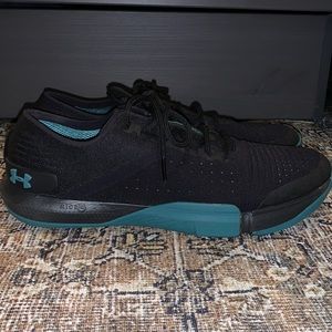 Men’s Under Armour Reign in Black/Teal - Size 11, really nice shoes